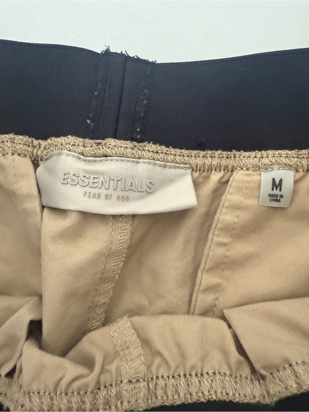 Fear of God Essentials - Tan Cotton Lounge Pants in Oak - Picture 4 of 7